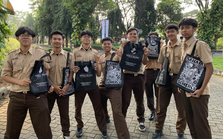 Pelajar Bahagia dengan Kehadiran Beasiswa OSC 2024