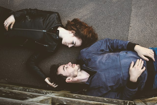 Traumatic Bonding, Kala Korban Jatuh Hati pada Pelaku Kekerasan