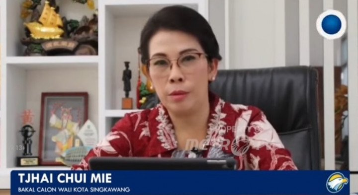 Maju di Pilkada 2024, Intip Rekam Jejak & Prestasi Petahana Wali Kota Singkawang Tjhai Chui Mie