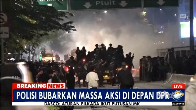 Langkah praktis ini, redakan perih akibat terkena gas air mata. (Foto: Dok. Tangkapan layar YouTube Metro TV)