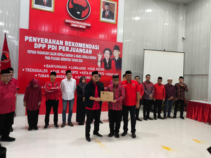 PDIP Serahkan 10 Rekomendasi Cakada di Jatim