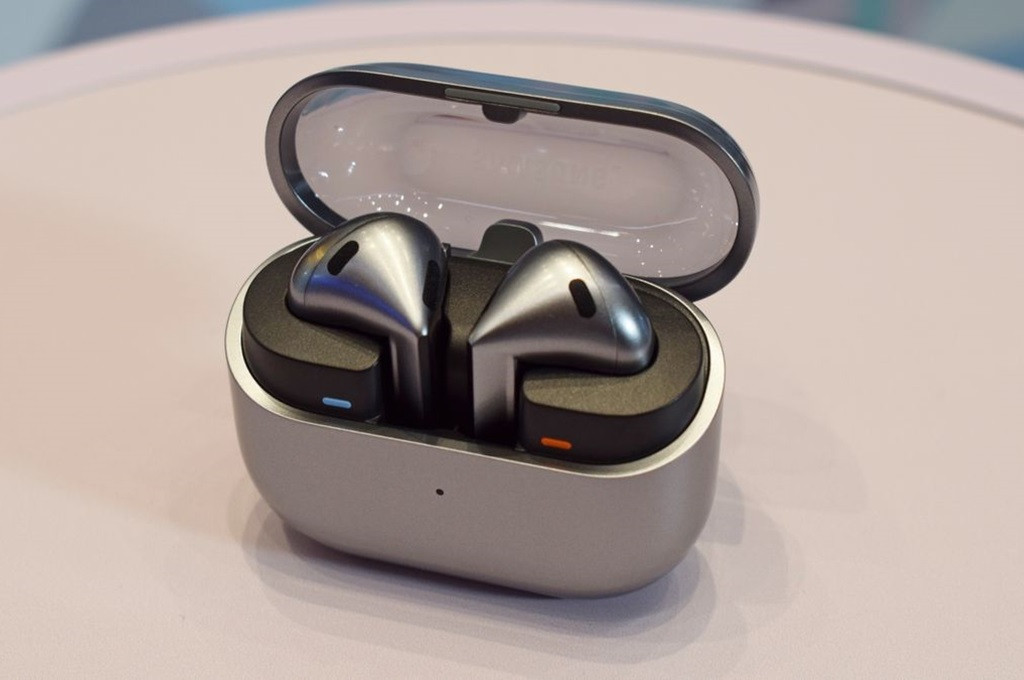 Samsung Ungkap Alasan di Balik Perbedaan Desain Galaxy Buds 3 Series