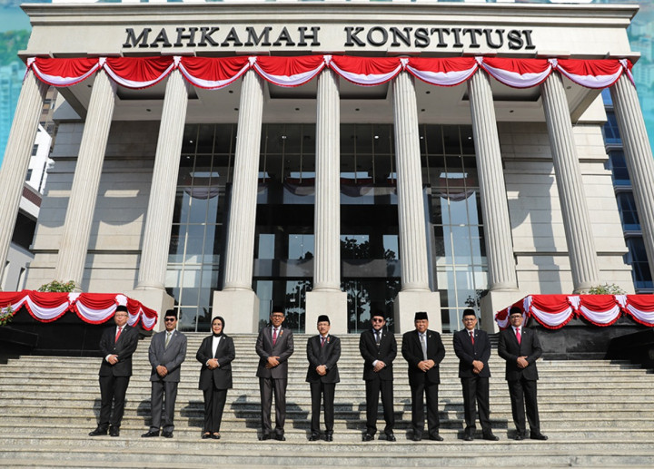 MK Sembunyikan Putusan Pilkada selama 19 Hari, Diumumkan Mepet dengan Pendaftaran