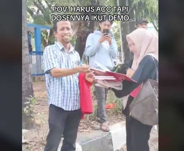 Viral Mahasiswi Minta ACC Dosen yang Ikut Demo, Langsung Dapat Tanda Tangan!