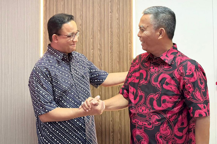 Momen Anies Sambangi Kantor DPD PDIP Jakarta