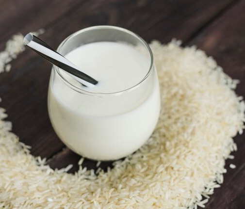 5 Efek Samping Air Beras pada Kulit Jika Dipakai Berlebihan