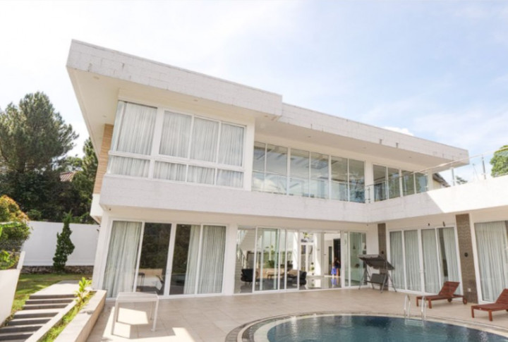 Mau <i>Staycation</i> di Puncak? Intip Yuk Pilihan Vila Berikut Ini