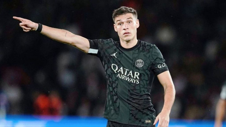 <i>Breaking News</i>: Resmi, Manchester United Boyong Manuel Ugarte ke Old Trafford