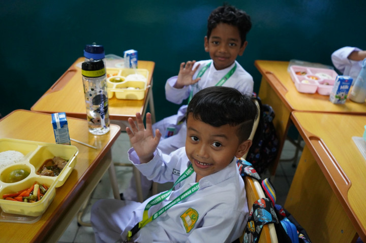 Krakatau Posco Dukung Program Makan Bergizi Gratis di Kota Cilegon