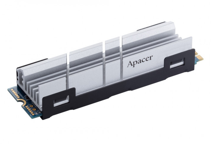 Apacer AS2280Q4, Performa Bagus Pakai Heatsink