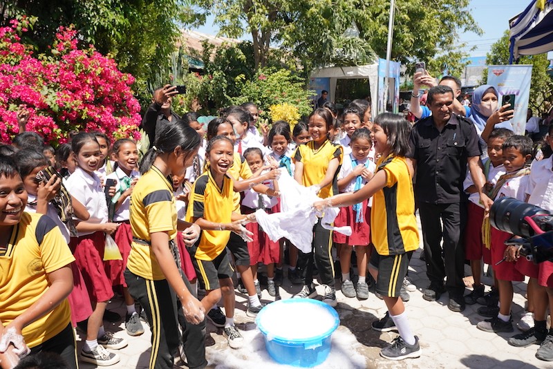 Program WINGS for UNICEF “Generasi Bersih Sehat” bersama SoKlin berlanjut ke Kupang, Nusa Tengggara Timur, menyapa ratusan anak dan keluarga (Foto:Dok)