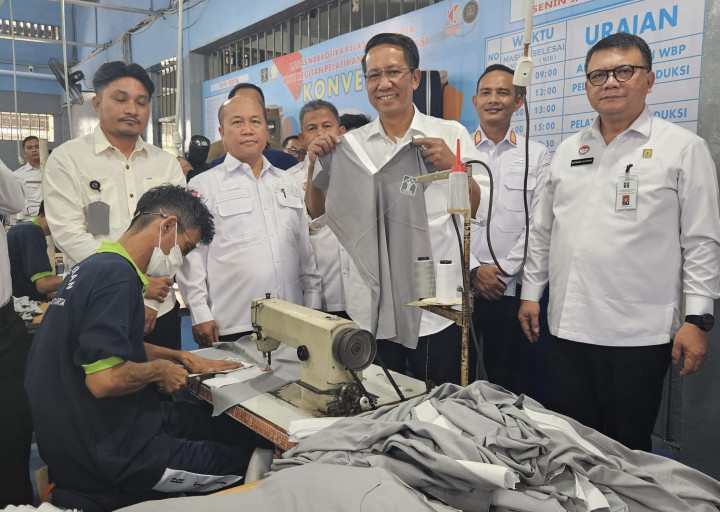 Menkumham Takjub dengan Kerajinan Warga Binaan Lapas Cipinang