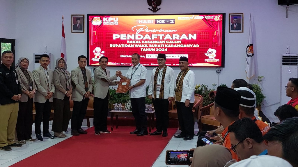 Didukung 15 Parpol, Ilyas-Tri Haryadi Daftar Pilkada Karanganyar
