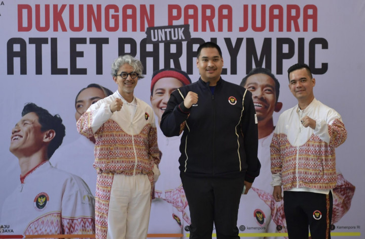 Menpora Apresiasi Desain Kostum Kontingen Indonesia di Paralimpiade Paris 2024
