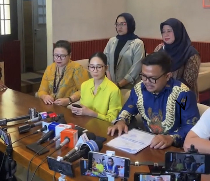 Kronologi Bunga Zainal Tertipu Investasi Bodong Temannya Rp15 M