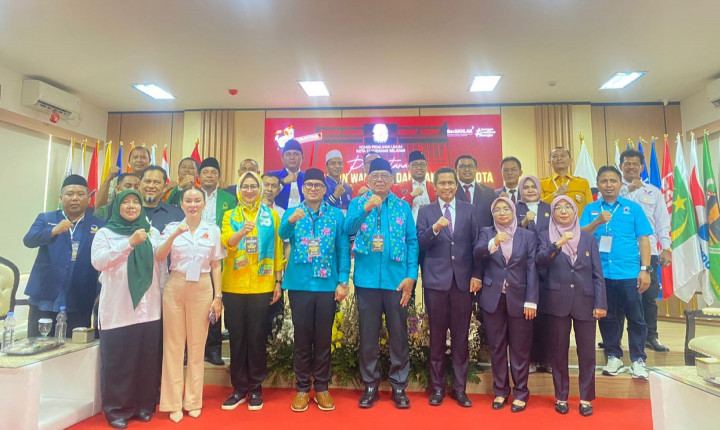 Benyamin-Pilar Daftar ke KPU Tangsel