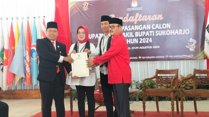 Paslon Etik Suryani-Eko Sapto Purnomo Diprediksi Lawan Kotak Kosong di Pilbup Sukoharjo