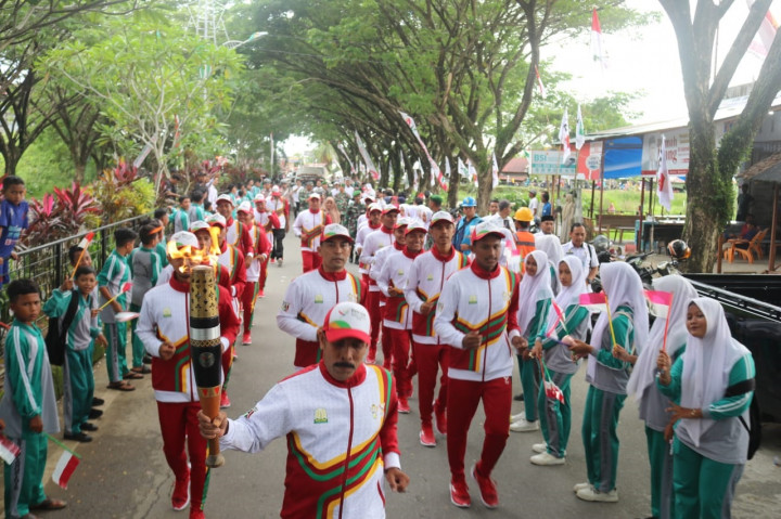 Antusiasme Masyarakat Aceh Sambut Kirab Api PON XXI 2024