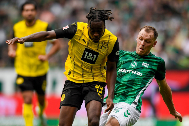 10 Pemain Dortmund Paksa Bremen Berbagi Angka