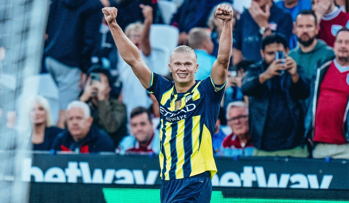 Haaland Pimpin Manchester City Bungkam West Ham