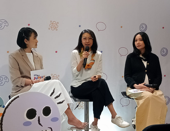 Ki-ka: Indha Lotama - Influencer, Kara Handali - Psikolog, Kezia Tenggono - COO EduALL Junior dalam talkshow bersama EduAll Junior, Kamis (31/8/2024). (Foto: Dok. Yuni)