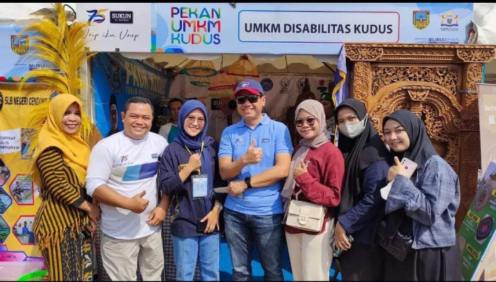 Bapaslon Pilbup Kudus Samani-Bellinda Bertekad Sejahterakan Disabilitas