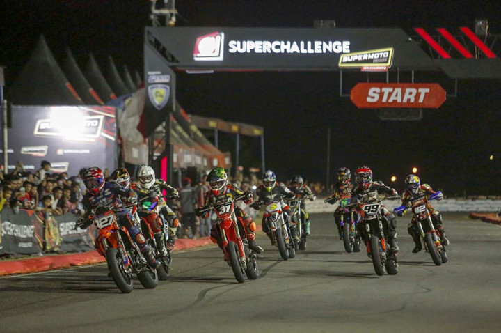 Superchallenge Supermoto Race 2024 Lahirkan Tommy Salim Sebagai Juara