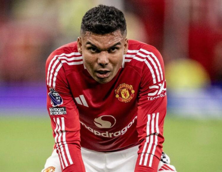 Usai MU Dibantai Liverpool, Istri Casemiro Pamer Koleksi Trofi Sang Suami