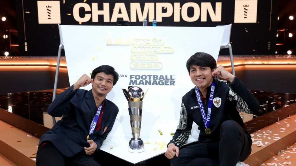 Ichsan Rahmat Taufiq dan Budi Muhamad Manar Hidayat mewakili Indonesia di FIFAe World Cup 2024 yang mempertandingkan game Football Manager 24.