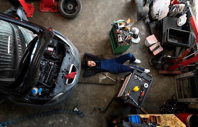 Tipe Lantai Garasi yang Kuat dan Tahan Lama