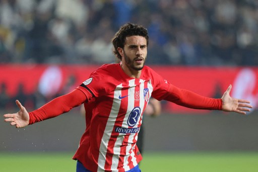 AS Roma Gaet Mantan Bek Tengah Atletico Madrid Mario Hermoso