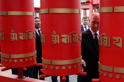 Putin Tiba di Mongolia, Meski Ada Surat Penangkapan dari ICC