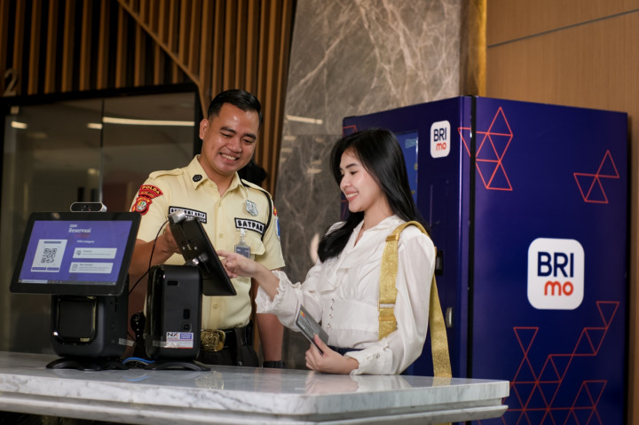 Rayakan Hari Pelanggan Nasional 2024, BRI Optimalkan AI untuk Pelayanan Responsif dan Personal