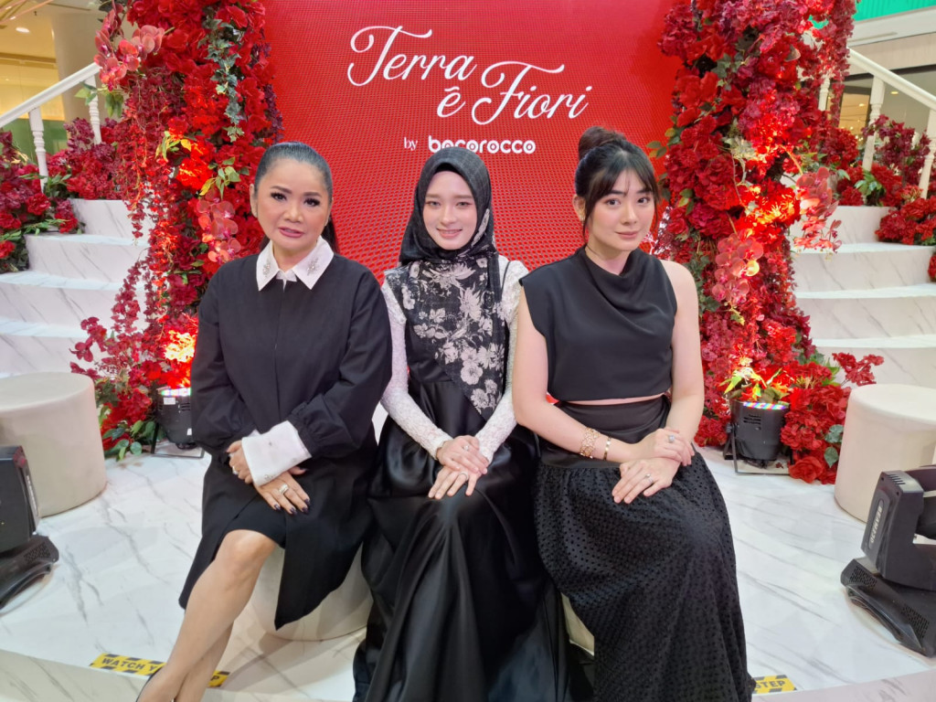 Vina Panduwinata, Inara Rusli, dan Patricia Devina Dextra (Foto: instagram)
