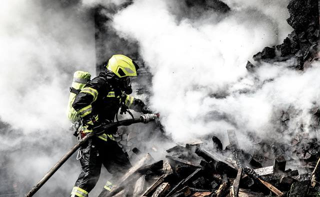 3 Tips Aman Hadapi Kebakaran di Kawasan Padat Penduduk