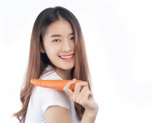 Vitamin A, kalsium, dan natrium dalam wortel, bermanfaat untuk mengobati jerawat. (Foto: Ilustrasi. Dok. Freepik.com)