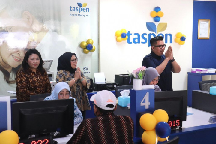 Hari Pelanggan Nasional, Direksi Taspen Tinjau Langsung Pelayanan di Kantor Cabang
