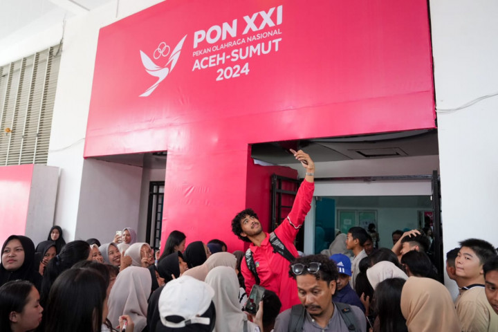 Warga Aceh Antusias Saksikan Pertandingan Basket PON XXI Aceh-Sumut