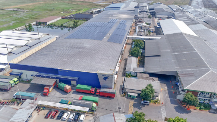 Garudafood Genjot Pemakaian Listrik Bebas Emisi dengan PLTS Atap