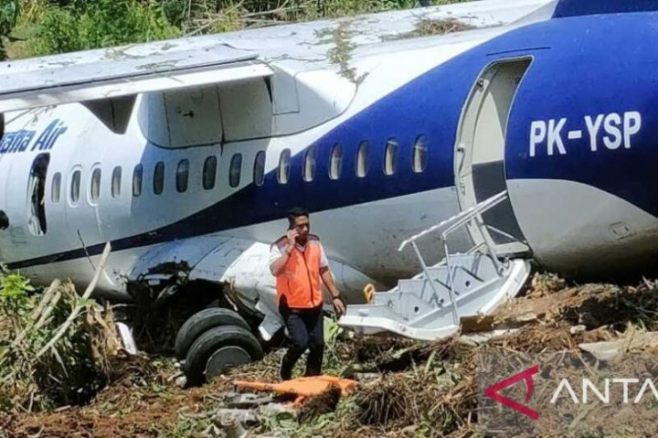 42 Penumpang Trigana Air yang Tergelincir di Bandara Kamanap Serui Selamat