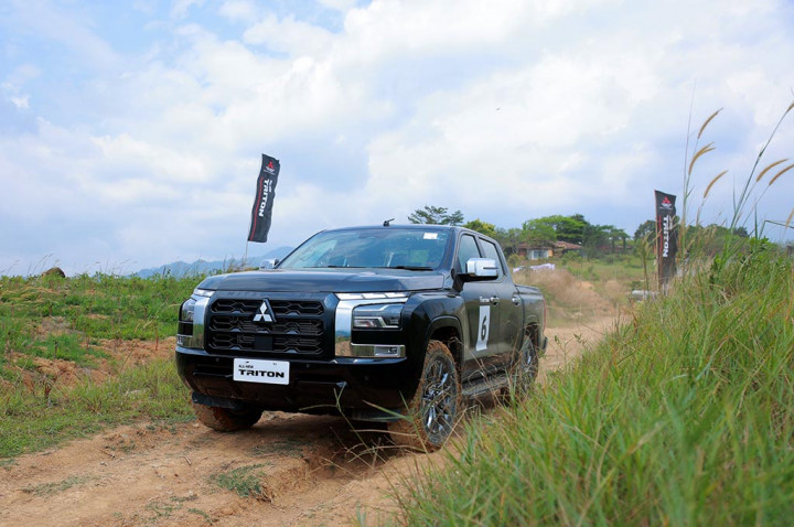 All New Mitsubishi Triton Buktikan Mobil 4x4 Mudah untuk Dikendarai