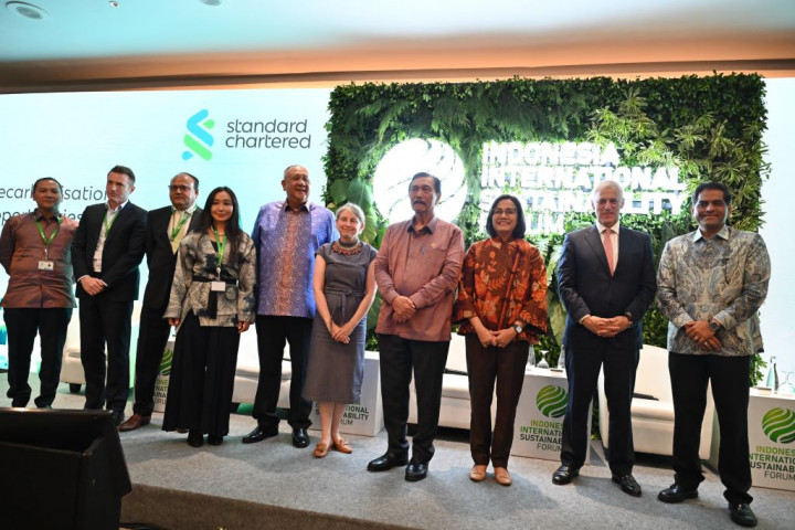 Standard Chartered Dukung Percepatan Transisi Energi, <i>Gimana</i> Caranya?
