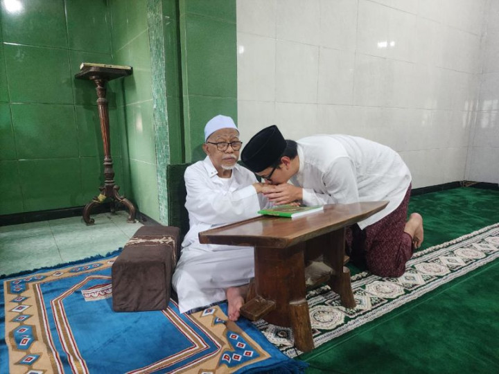 Sambangi Ponpes Darut Tauhid, Cawabup Dion: Silaturahmi