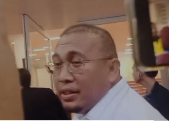 Didampingi Sang Ayah, Azizah Salsha Ikut Dukung Timnas Indonesia di SUGBK