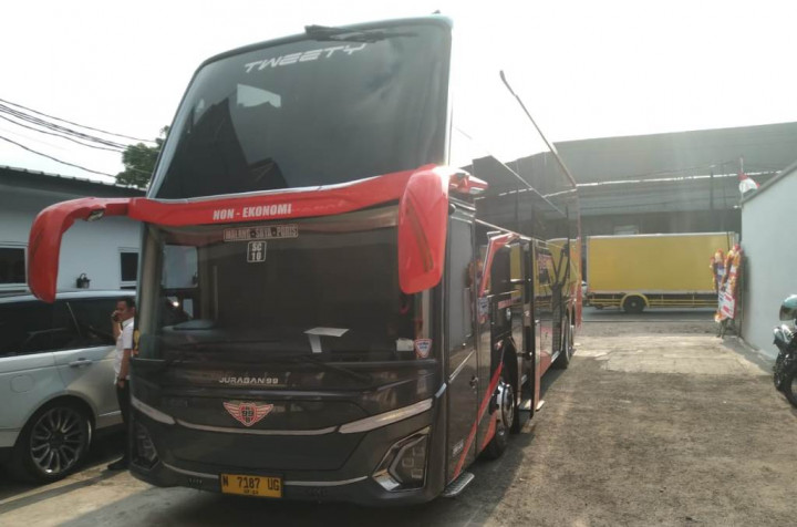 Mengenal Bus Double Decker Full Sleeper Milik Juragan 99 dan Perbedaannya dengan Bus Biasa
