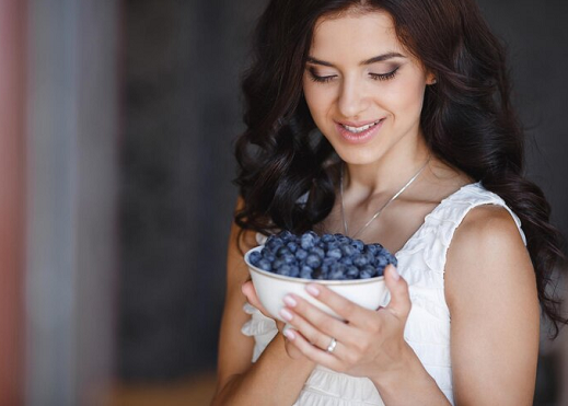 6 Makanan yang Bisa Dikonsumsi untuk Kuku Lebih Kuat