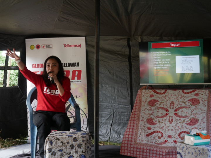 Terapkan ESG Melalui Kegiatan Public Clean-Up dan Gladian PANJI TERRA