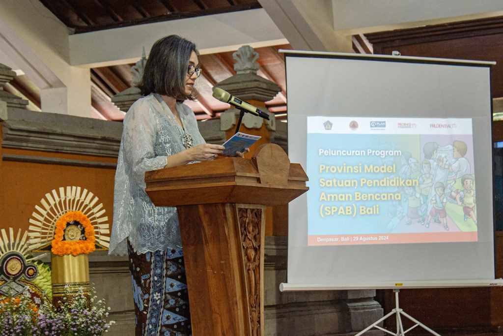 Dewi Mayasari , Head of Corporate Communications Prudential Indonesia dalam Peluncuran Program Provinsi Model Satuan Pendidikan Aman Bencana (SPAB). Dok. Ist