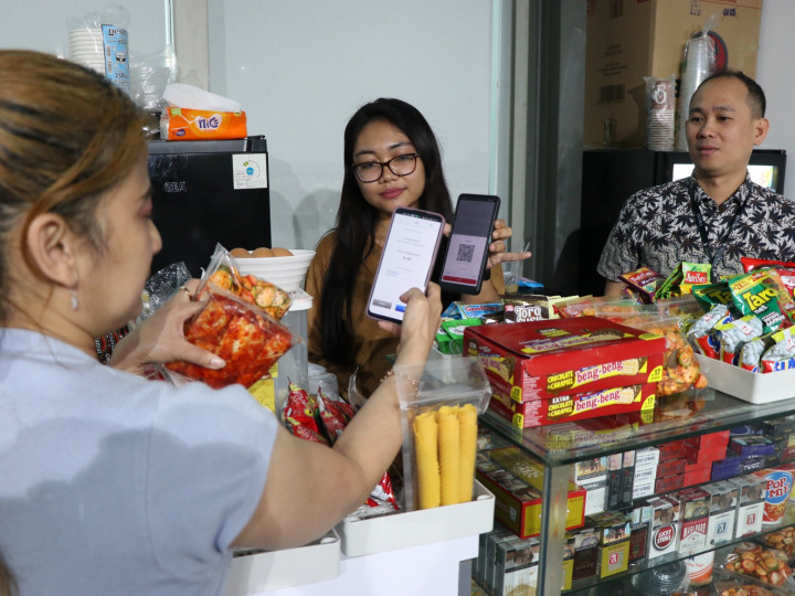 Perpeksi dan TDC Dorong Transaksi Pedagang Klontongan Gunakan QRIS