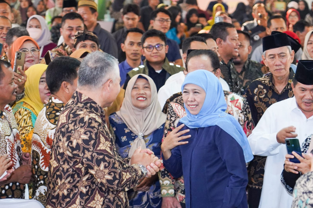 Elektabilitas Khofifah di Pilgub Jatim Diyakini Sulit Terkejar